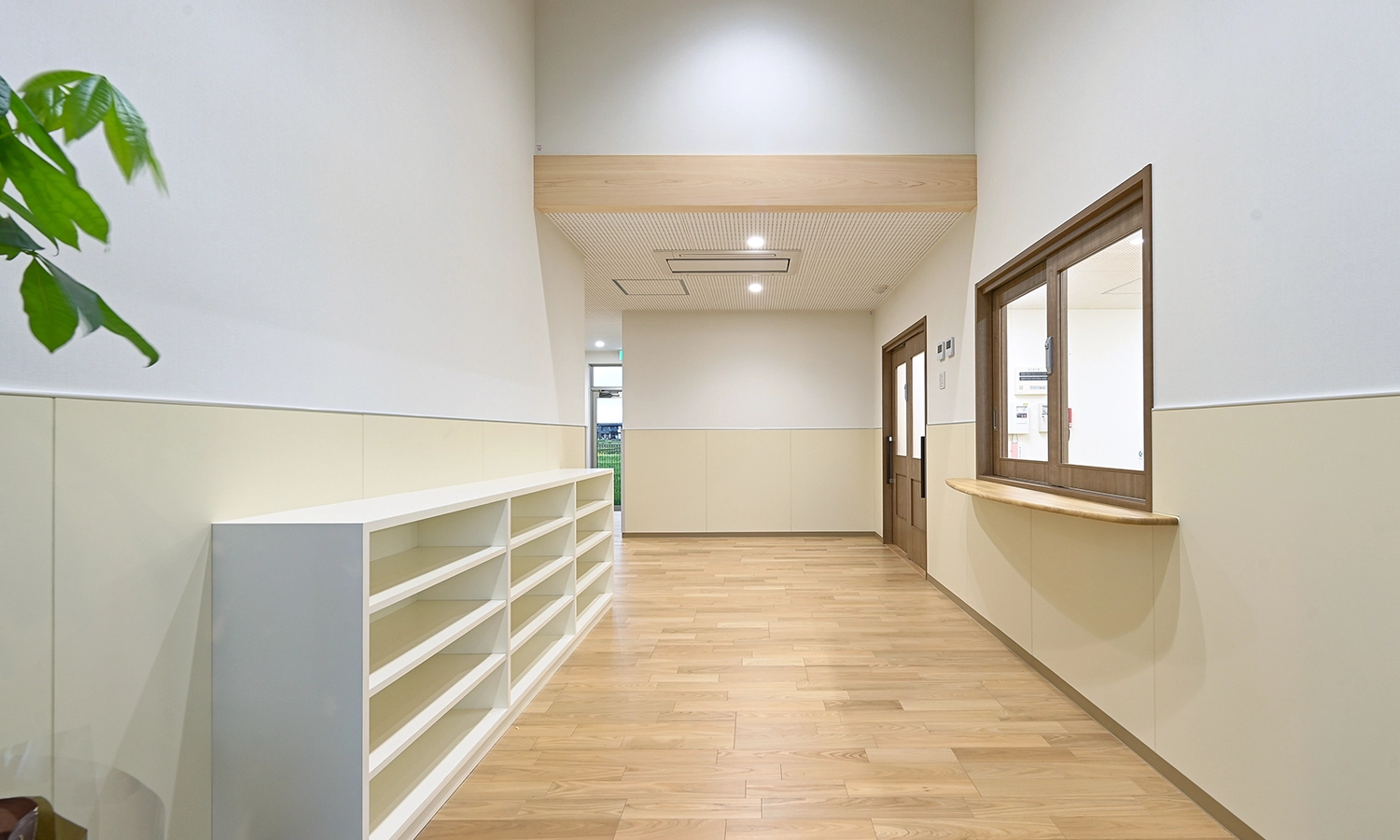 エントランスホール エントランスホール